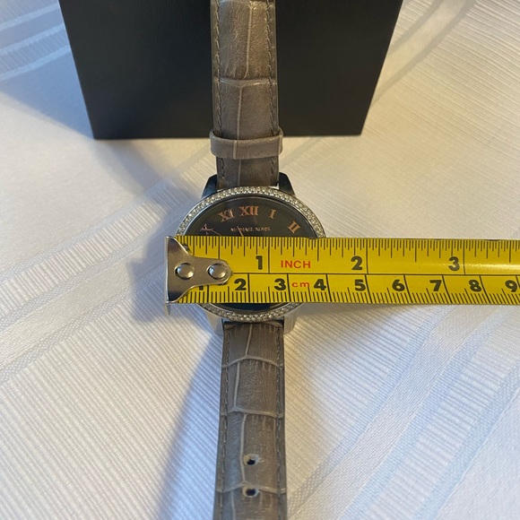 MICHAELKors Whitley Grey Dial Grey Leather Ladies Watch MK2427 - Picture 15 of 16